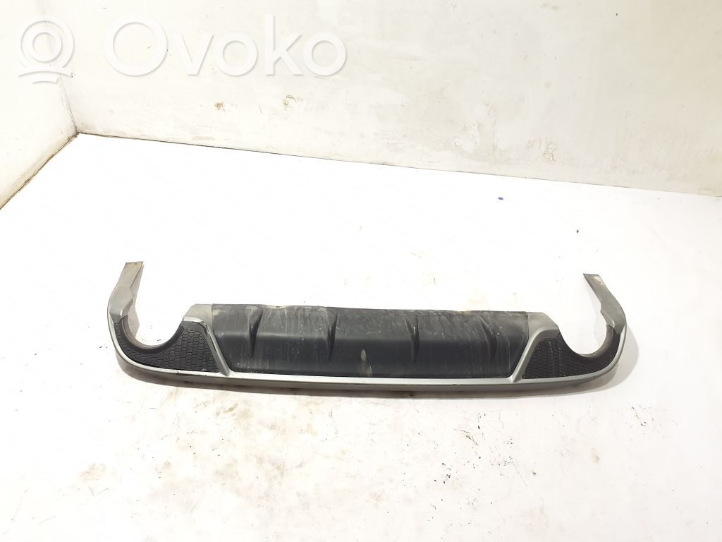 Volvo V40 Moldura inferior del parachoques trasero 