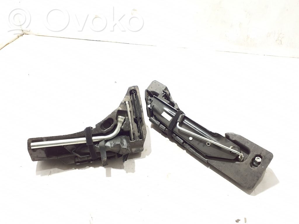 Tool set   95B012109,95B012109A
