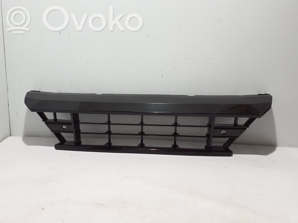 Volvo XC60 Front bumper lower grill 