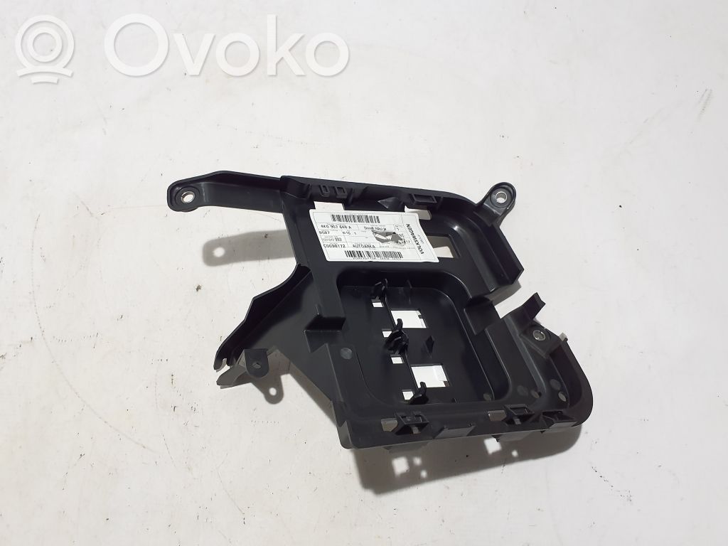 Alte piese compartiment motor   4K0907648A