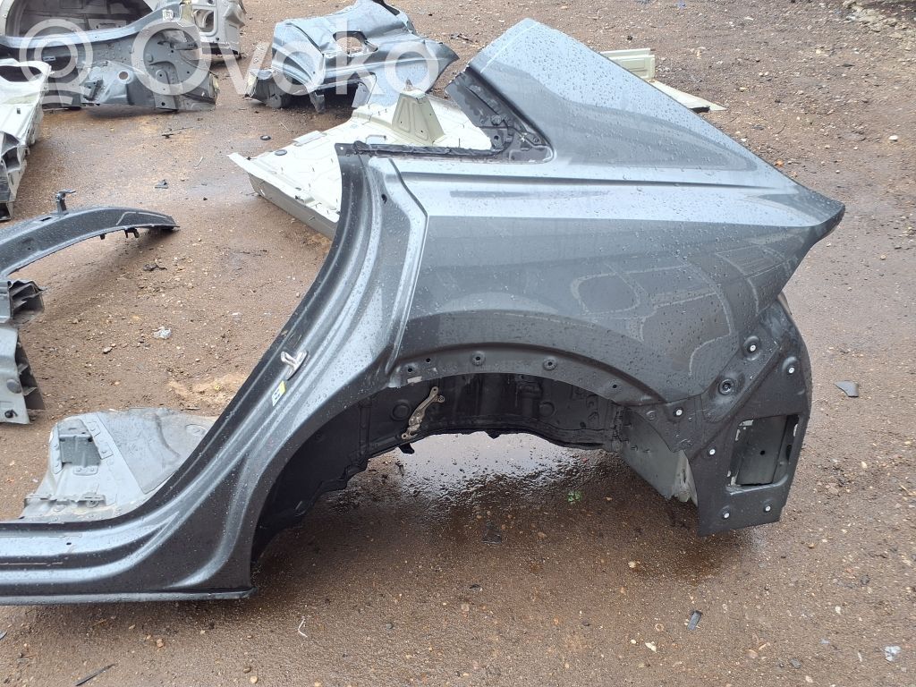 Audi Q8 Panel lateral trasero 