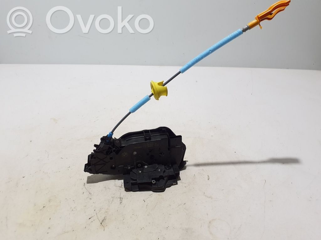 BMW i5 G60 Zamek drzwi przednich 
