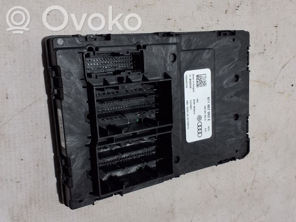 Porsche Panamera (971) Module confort 