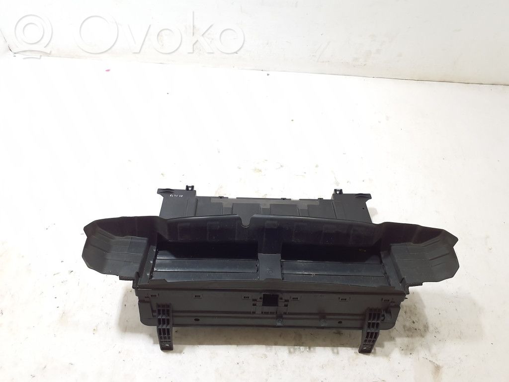 Volvo EX30 Ghidaj aer/conductă intercooler 