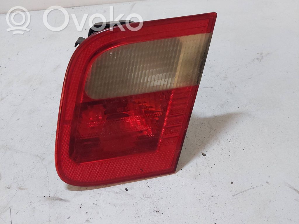 BMW 3 E46 Tailgate rear/tail lights 