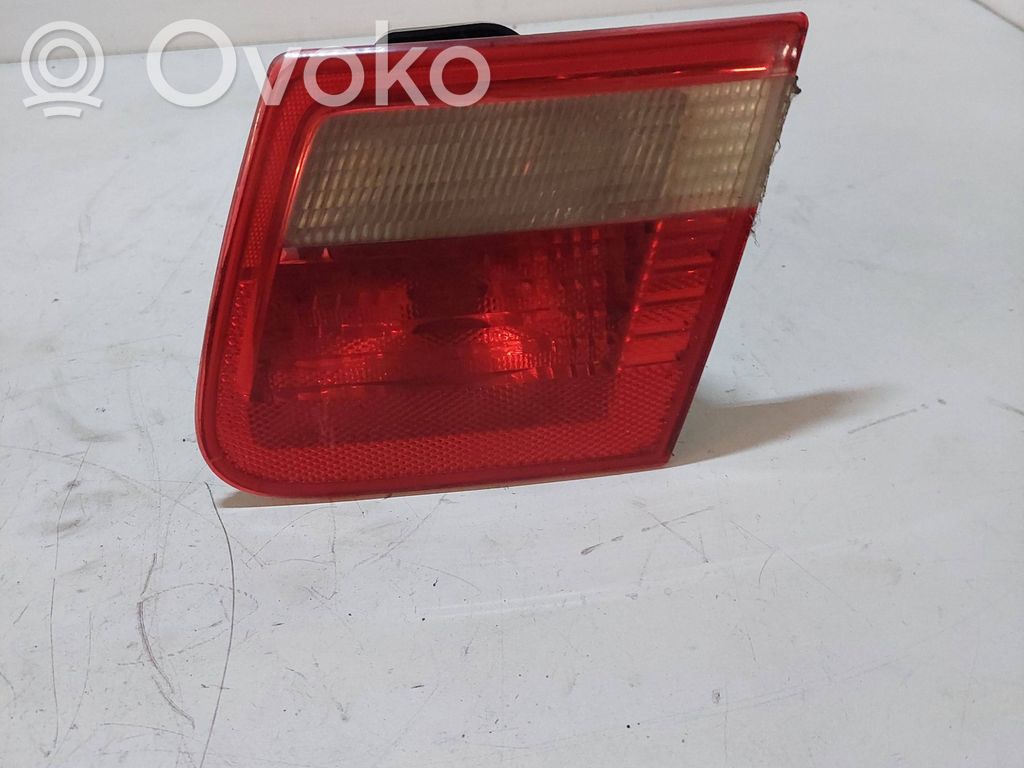 BMW 3 E46 Tailgate rear/tail lights 