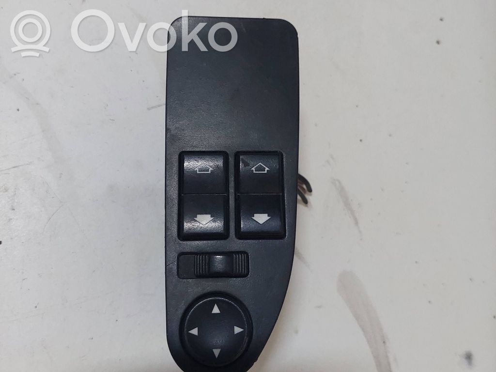 BMW 5 E39 Electric window control switch 