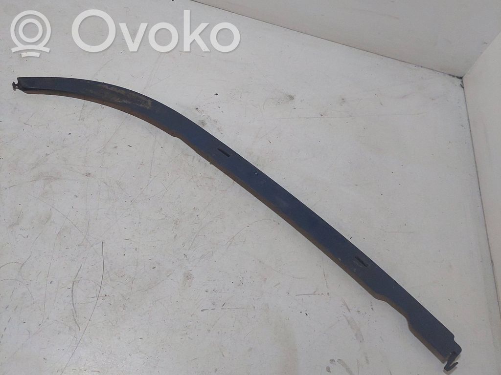BMW 5 E39 Under headlight/headlamp trim 