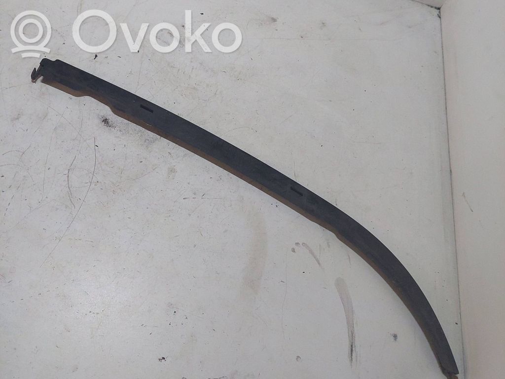 BMW 5 E39 Under headlight/headlamp trim 