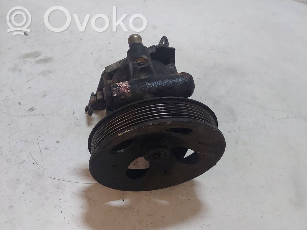 Renault Megane I Power steering pump 