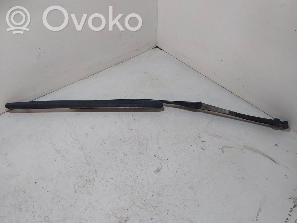 BMW 5 E39 Front wiper blade arm 