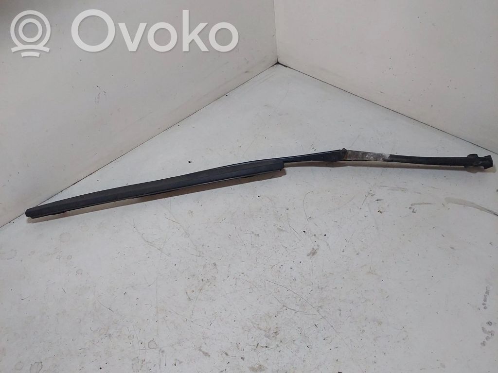 BMW 5 E39 Front wiper blade arm 