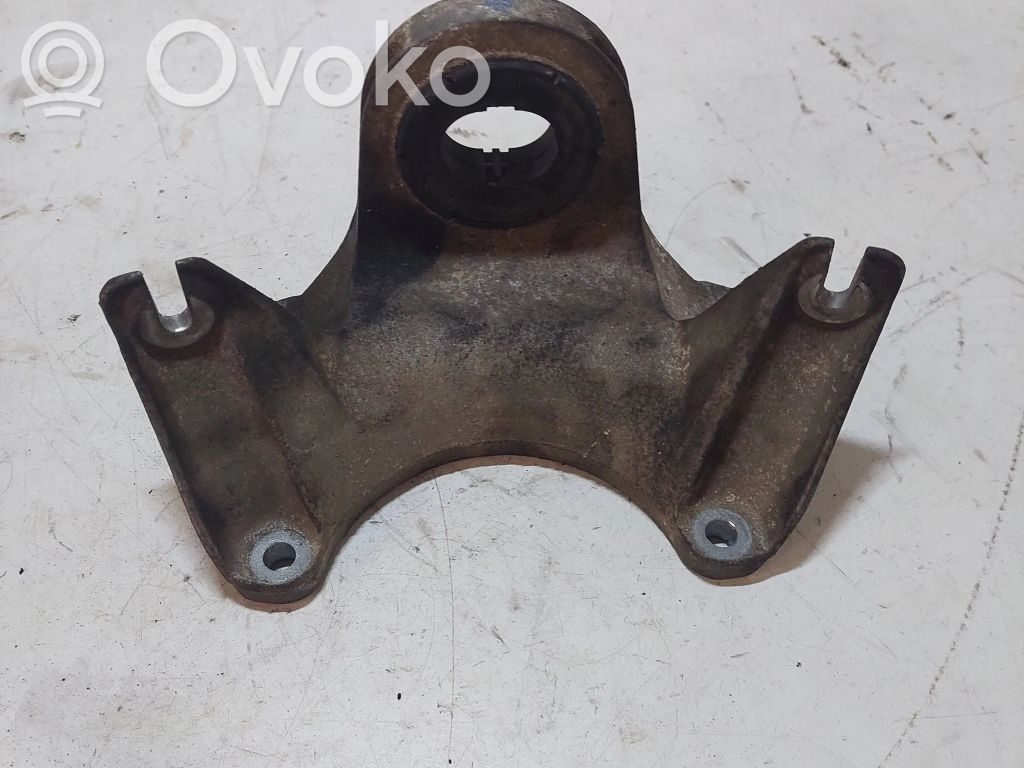 BMW 7 E65 E66 Engine mount bracket 