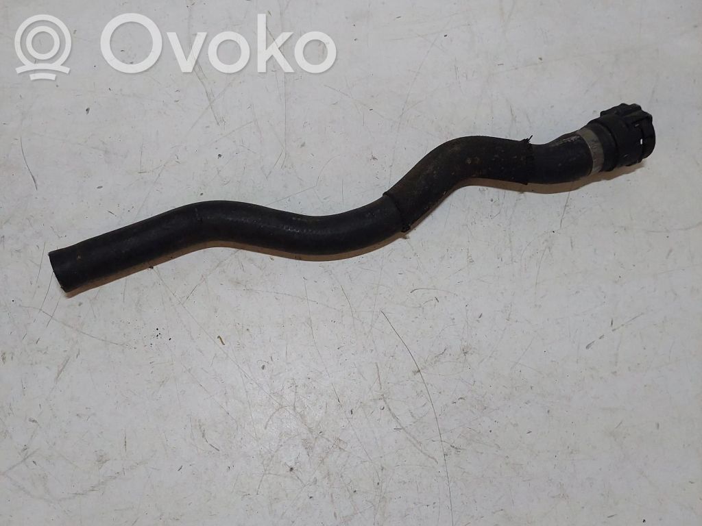 BMW 5 E39 Engine coolant pipe/hose 