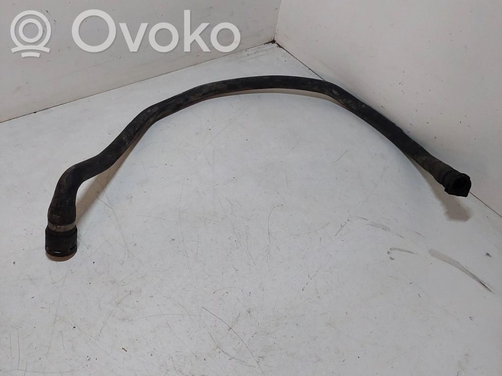 BMW 5 E39 Engine coolant pipe/hose 