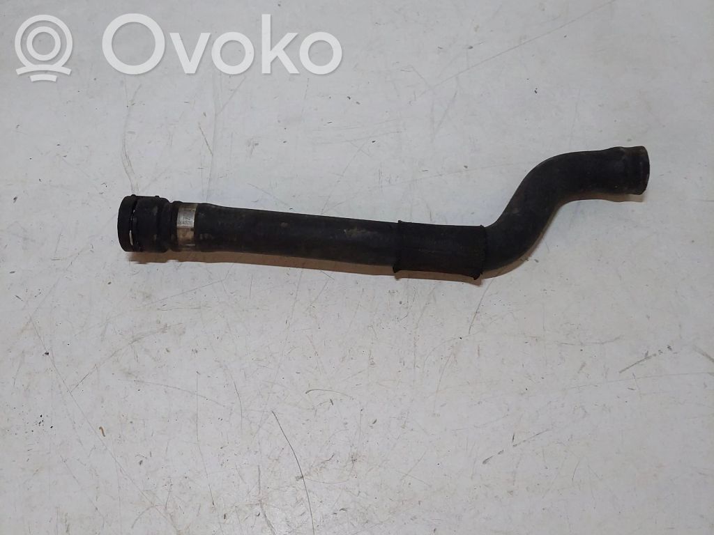BMW 5 E39 Engine coolant pipe/hose 