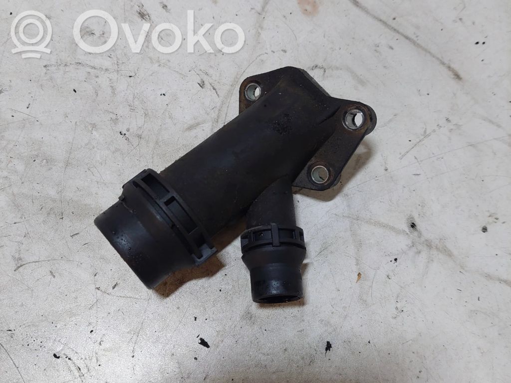 Engine coolant pipe/hose