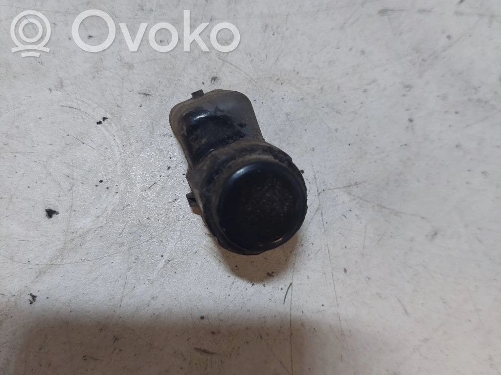 Front parking sensor holder (PDC)   4687335