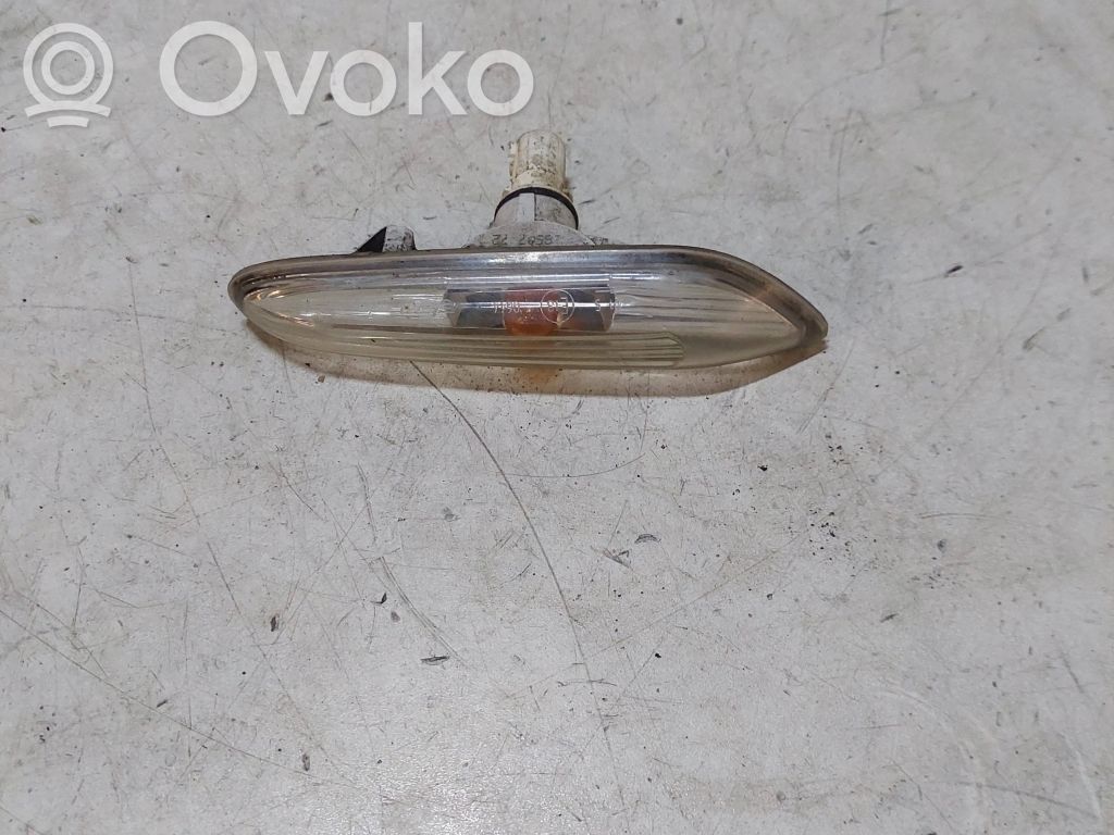 BMW 5 E60 E61 Front fender indicator light 
