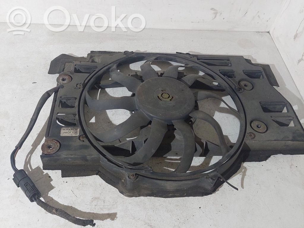 BMW 5 E39 Elektrinis radiatorių ventiliatorius 