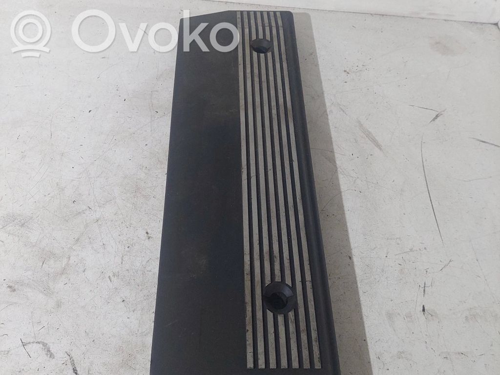 BMW 7 E38 Engine cover (trim) 