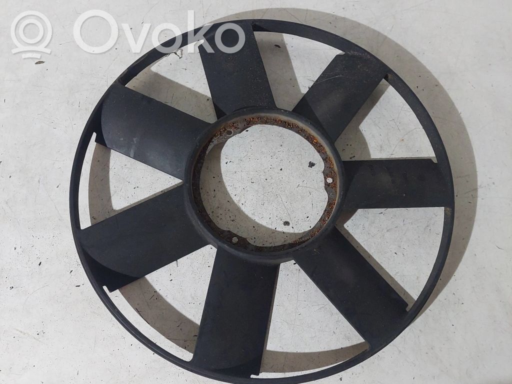 BMW 5 E39 Ventiliatoriaus sparnuotė 