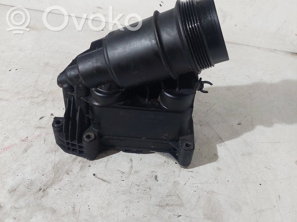 BMW 3 E90 E91 Oil filter mounting bracket 