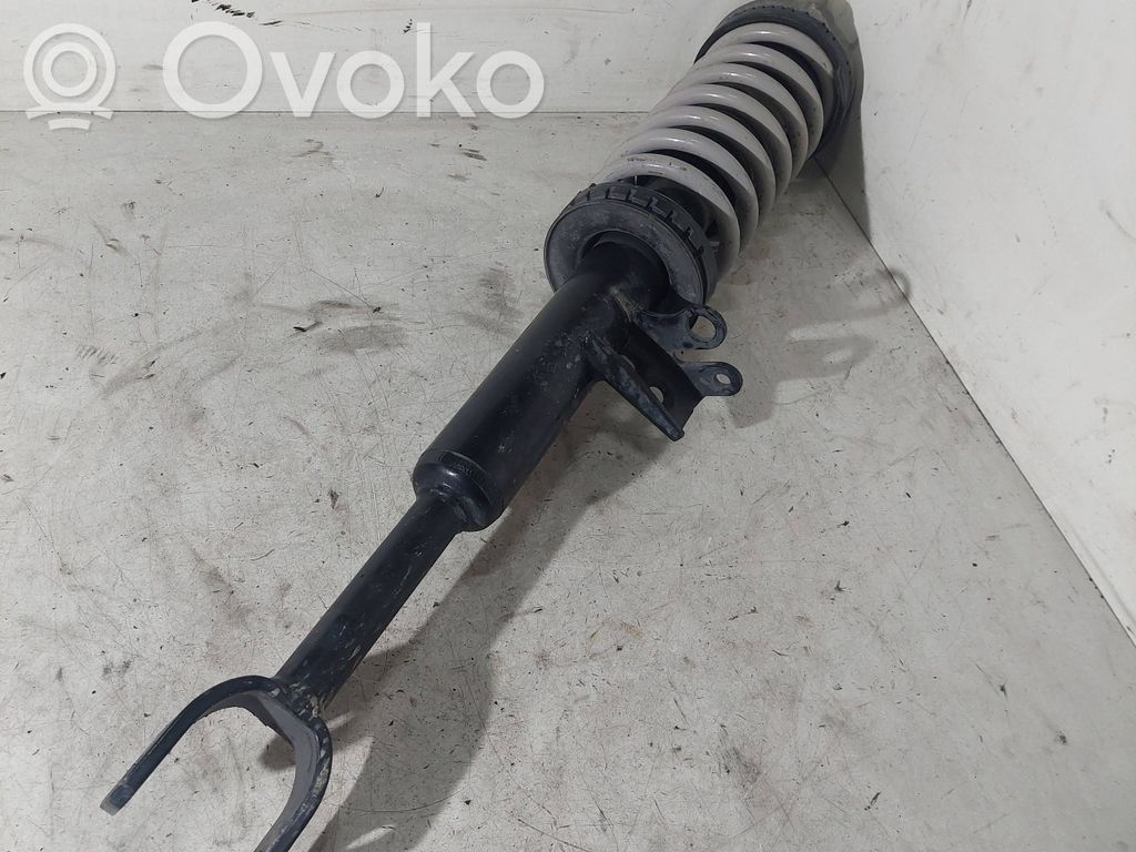BMW 5 F10 F11 Priekšpusē amortizators ar atsperi 