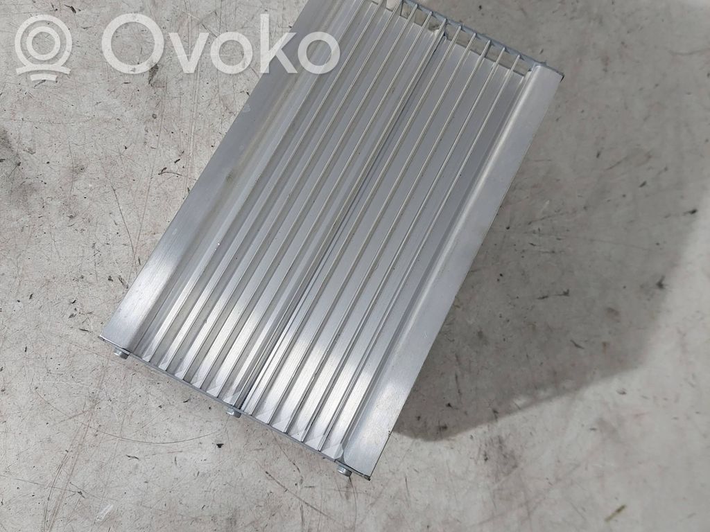 BMW 5 F10 F11 Sound amplifier 
