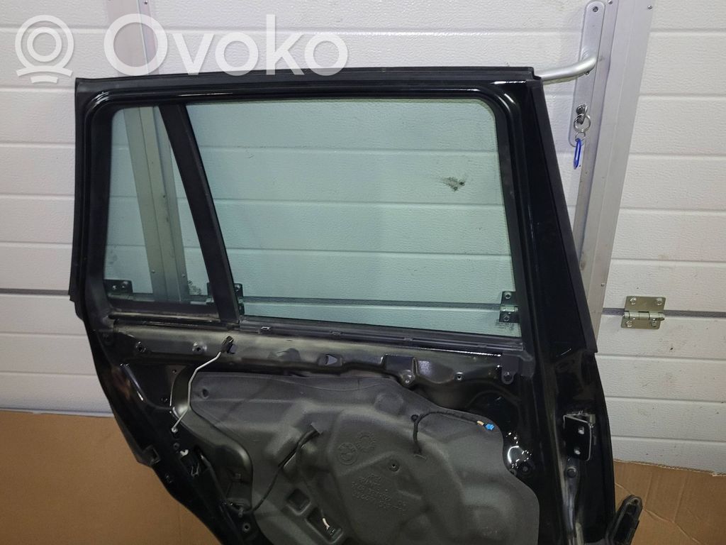 BMW X3 E83 Galinės durys 