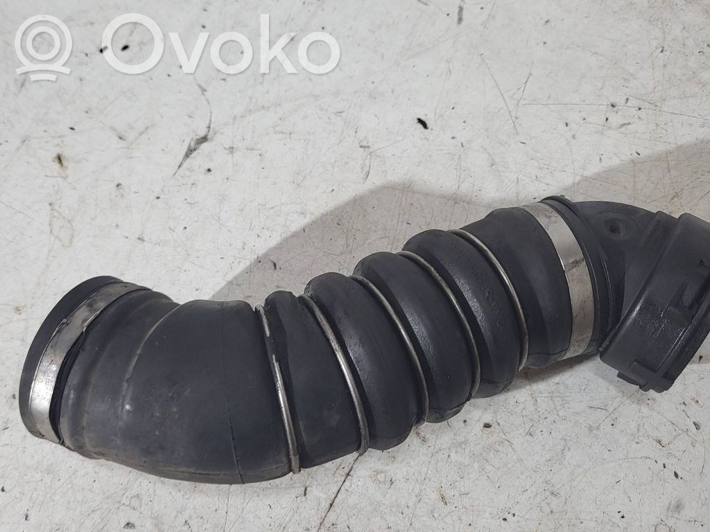 BMW 5 E60 E61 Intercooler hose/pipe 