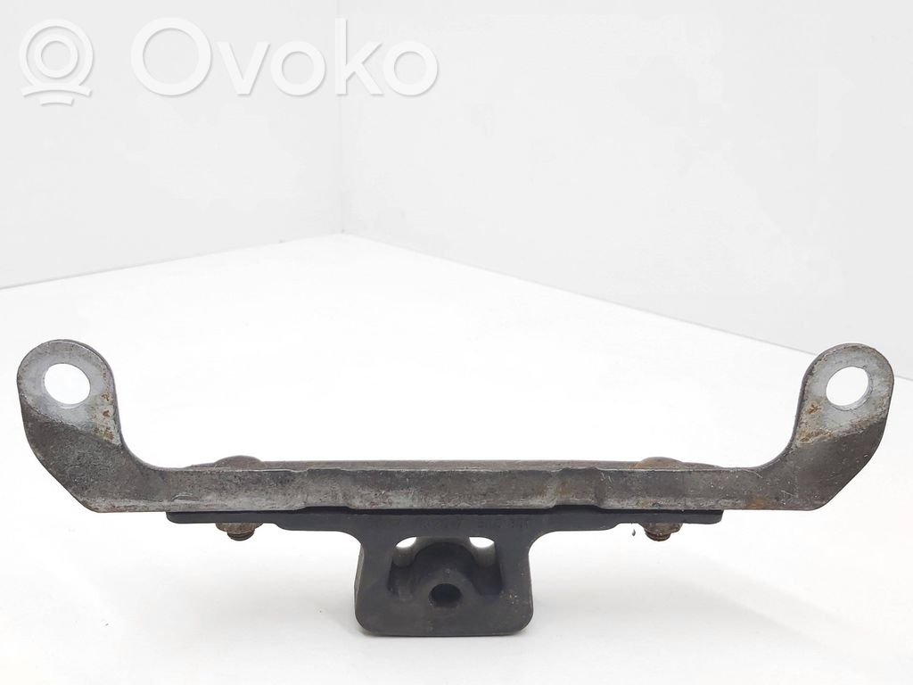 BMW 7 E65 E66 Muffler mount bracket/holder 