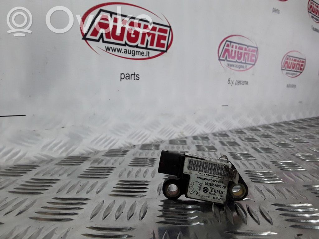 Peugeot 607 Airbagsensor Crashsensor Drucksensor 