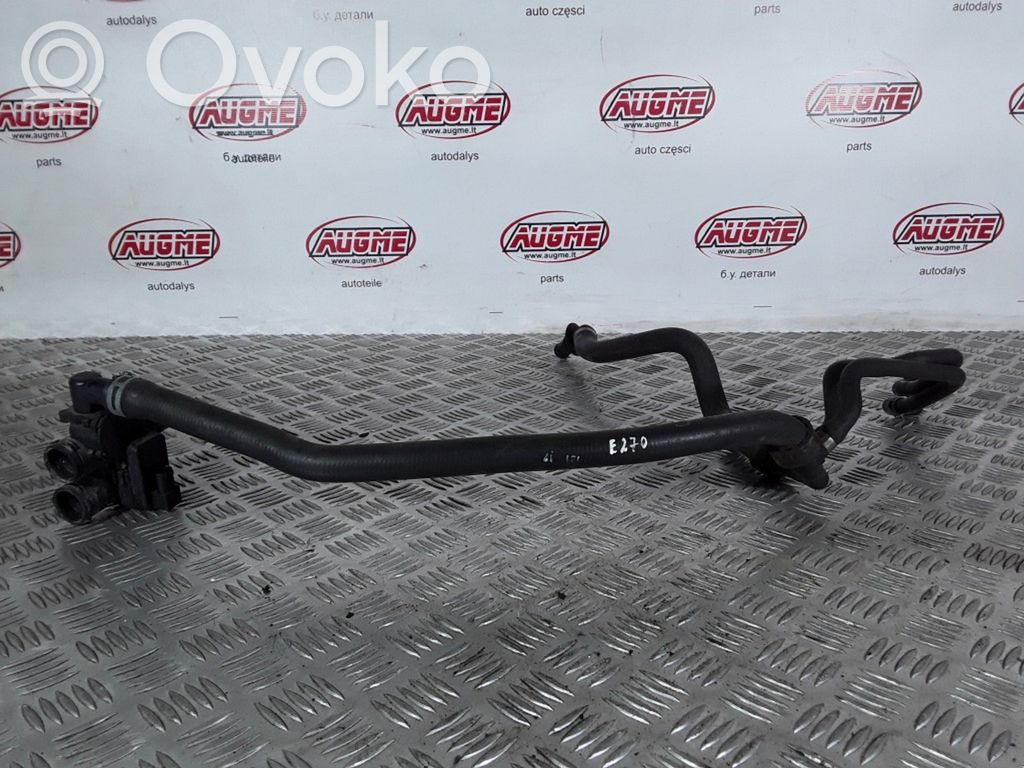 Mercedes-Benz E W211 Engine coolant pipe/hose 