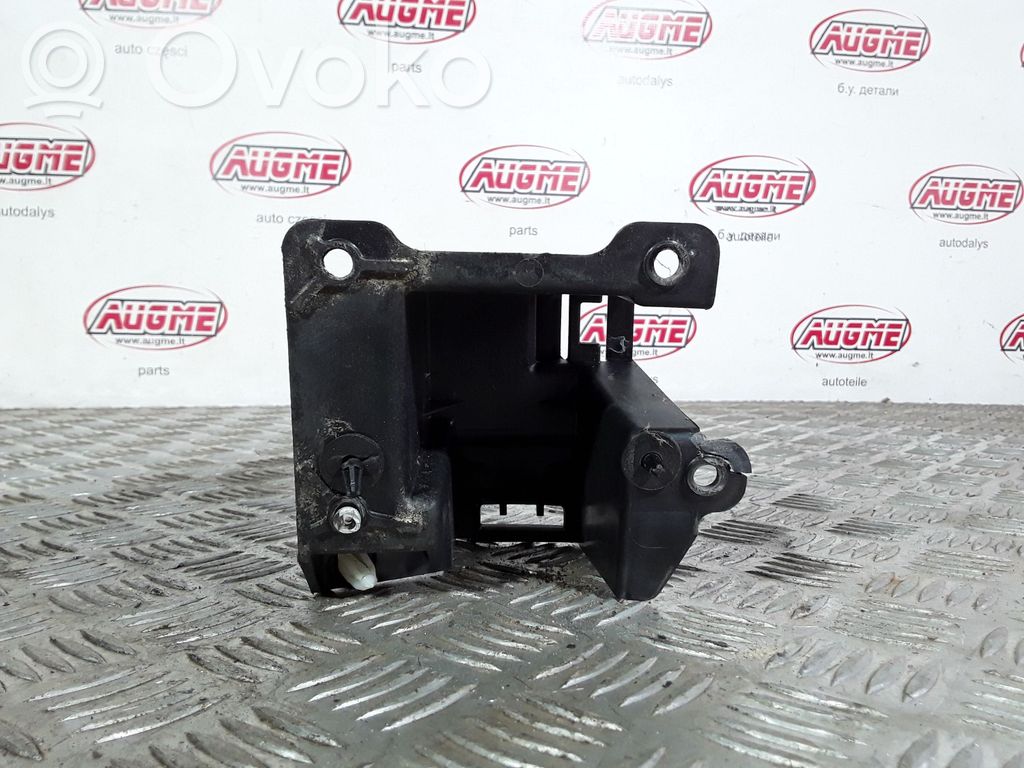 Ford B-MAX Rear bumper mounting bracket 