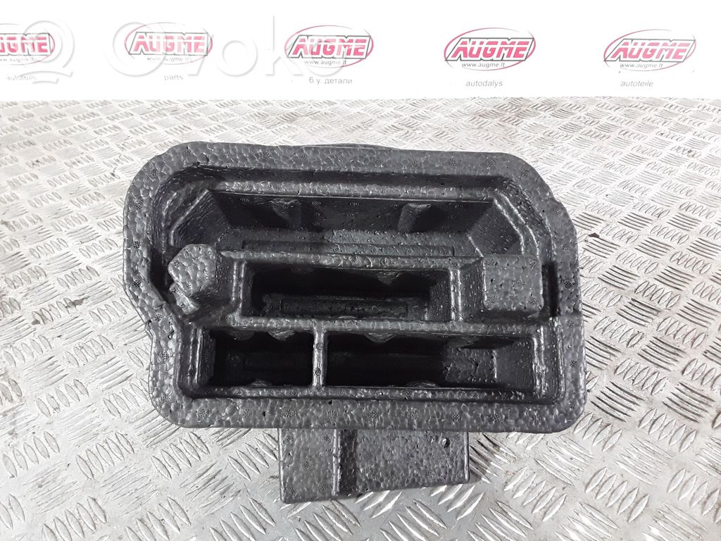 BMW X1 E84 Other trunk/boot trim element 