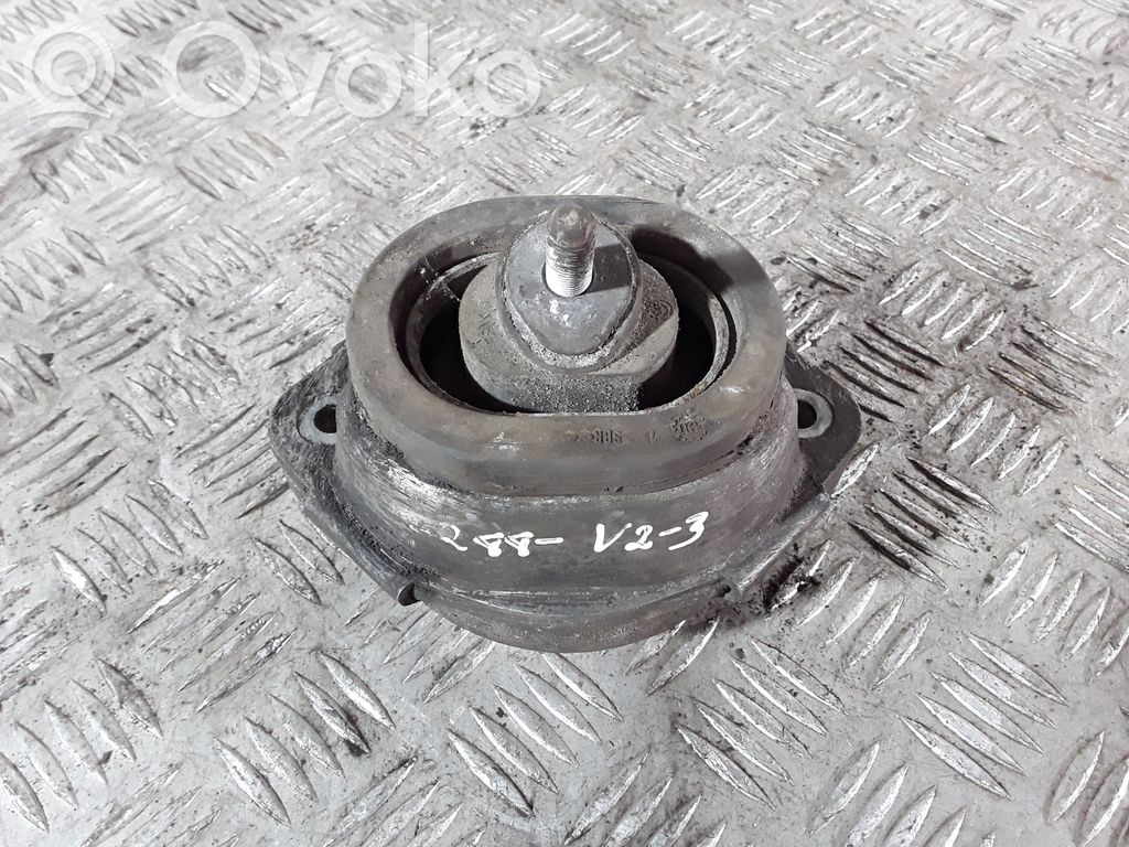 BMW X5 E53 Engine mount bracket 