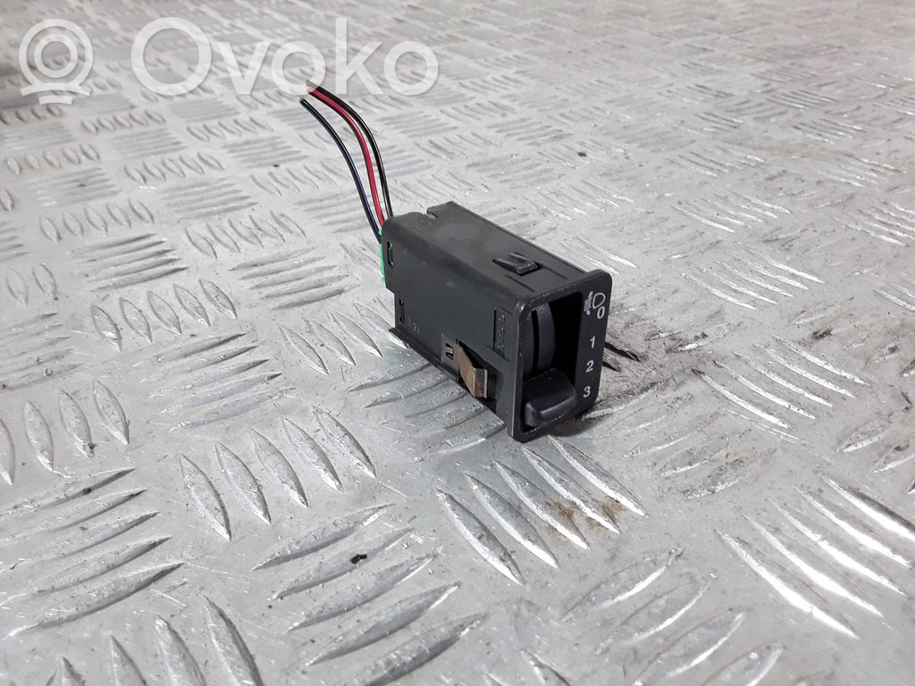 Land Rover Freelander Headlight level height control switch 
