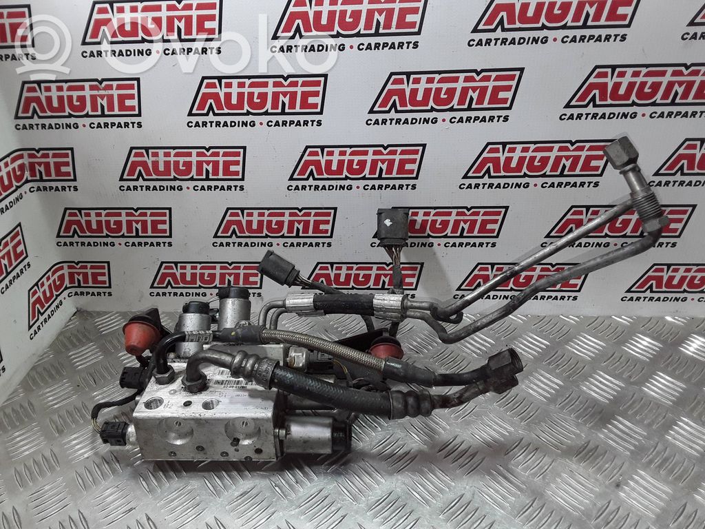 BMW 5 E60 E61 Air suspension compressor 