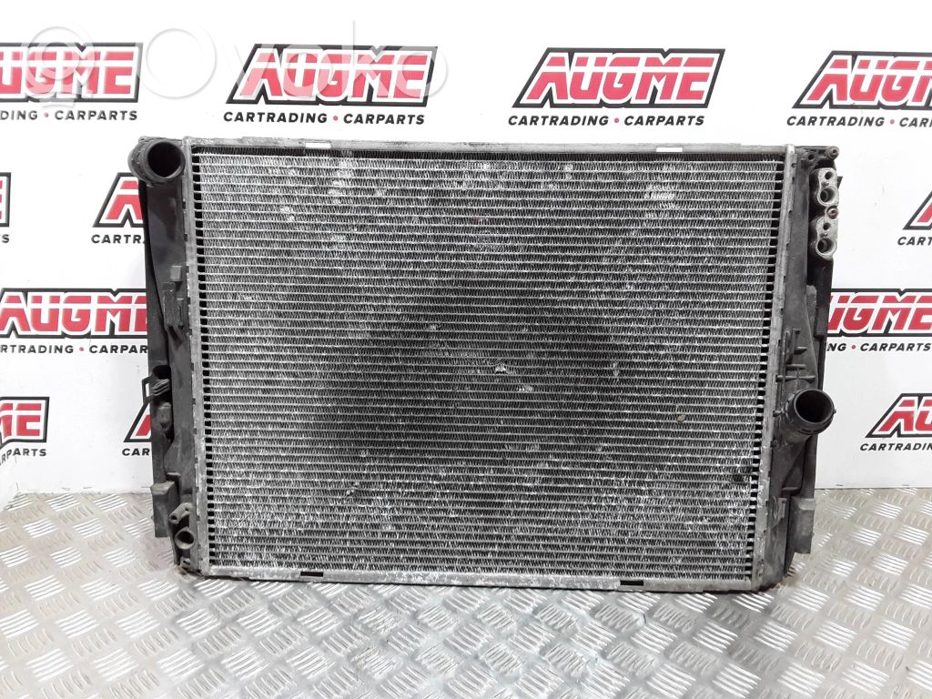 BMW 1 E81 E87 Radiatora komplekts 