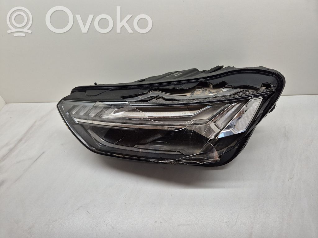 Audi Q5 SQ5 FY Lampa przednia 