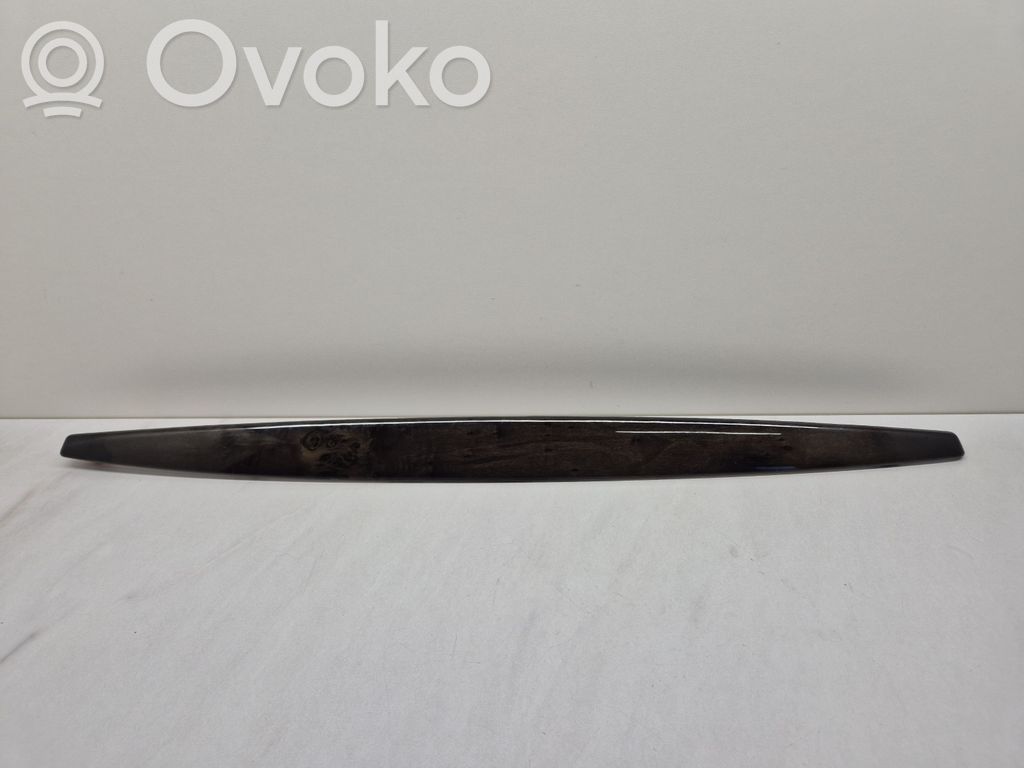Paneļa apdare   9121704