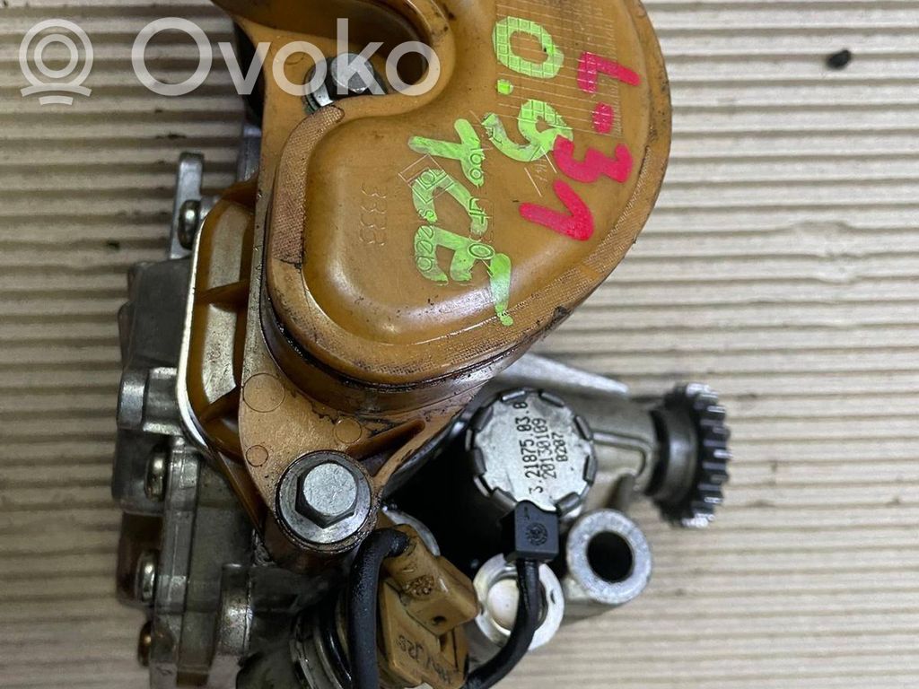 Renault Clio IV Pompa olejowa 