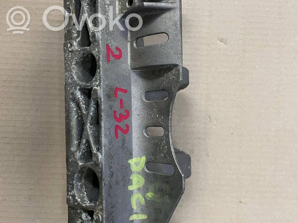 Renault Dacia Duster Engine mounting bracket 