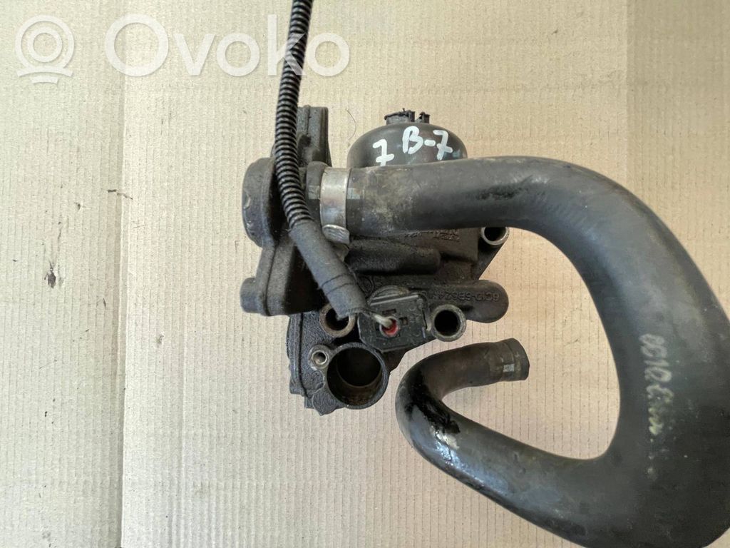 Ford Transit Oil filter mounting bracket 
