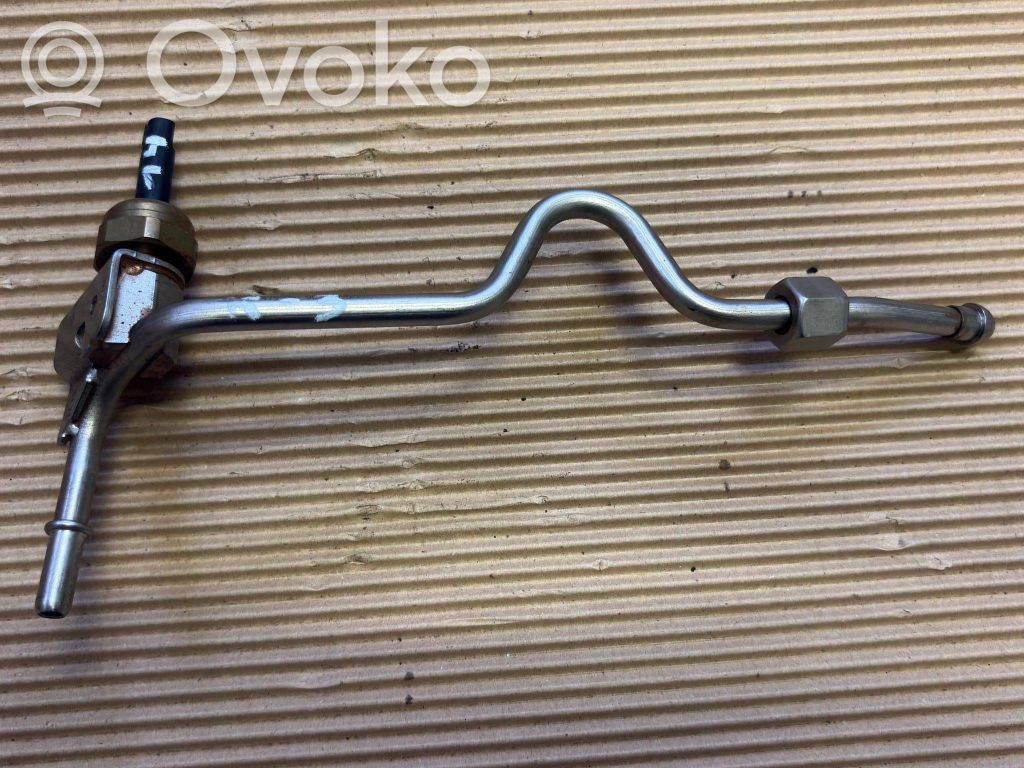 BMW 5 E60 E61 Fuel pressure sensor 