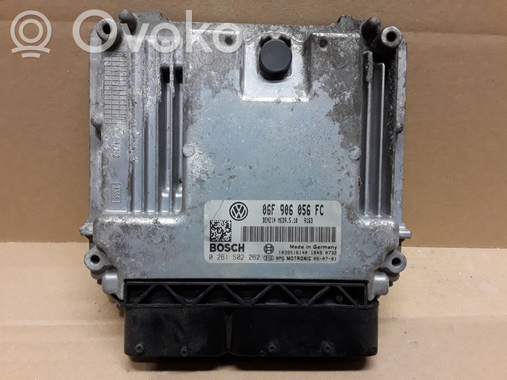 Volkswagen PASSAT B6 Engine control unit/module 