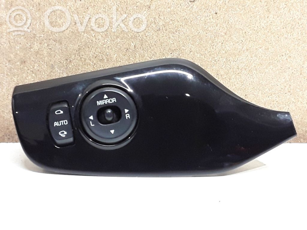 Wing mirror switch   84790A2150