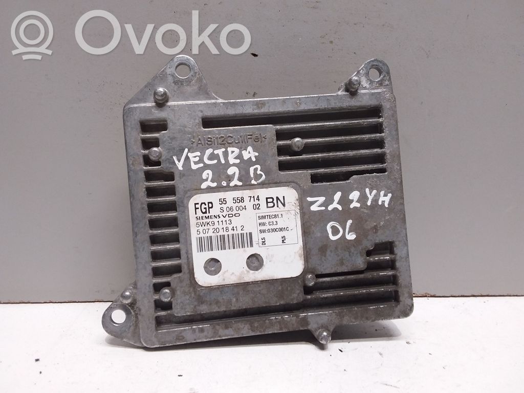 Opel Vectra C Engine control unit/module 