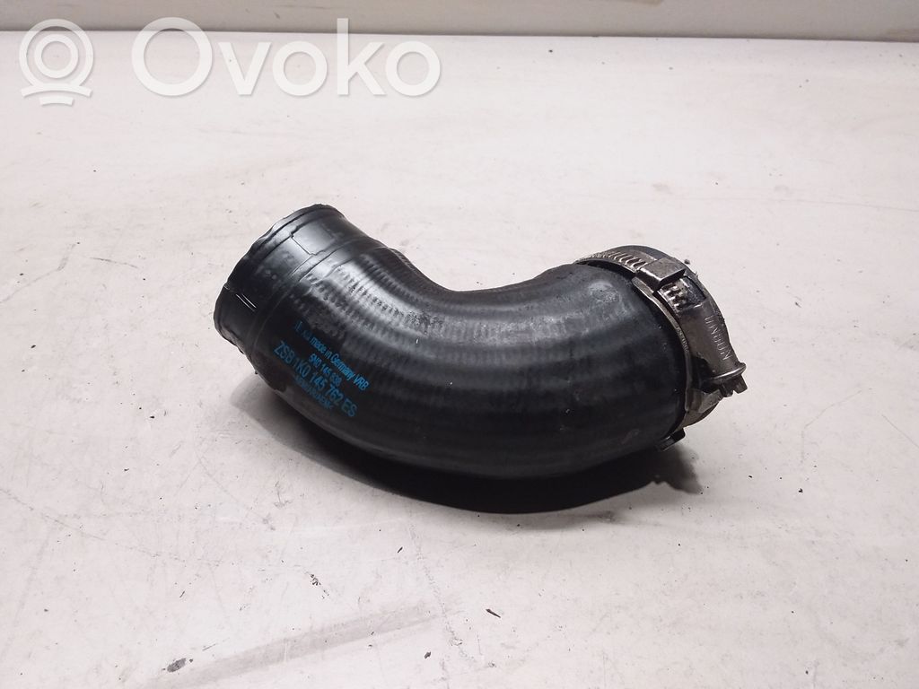 Volkswagen PASSAT B6 Intercooler hose/pipe 